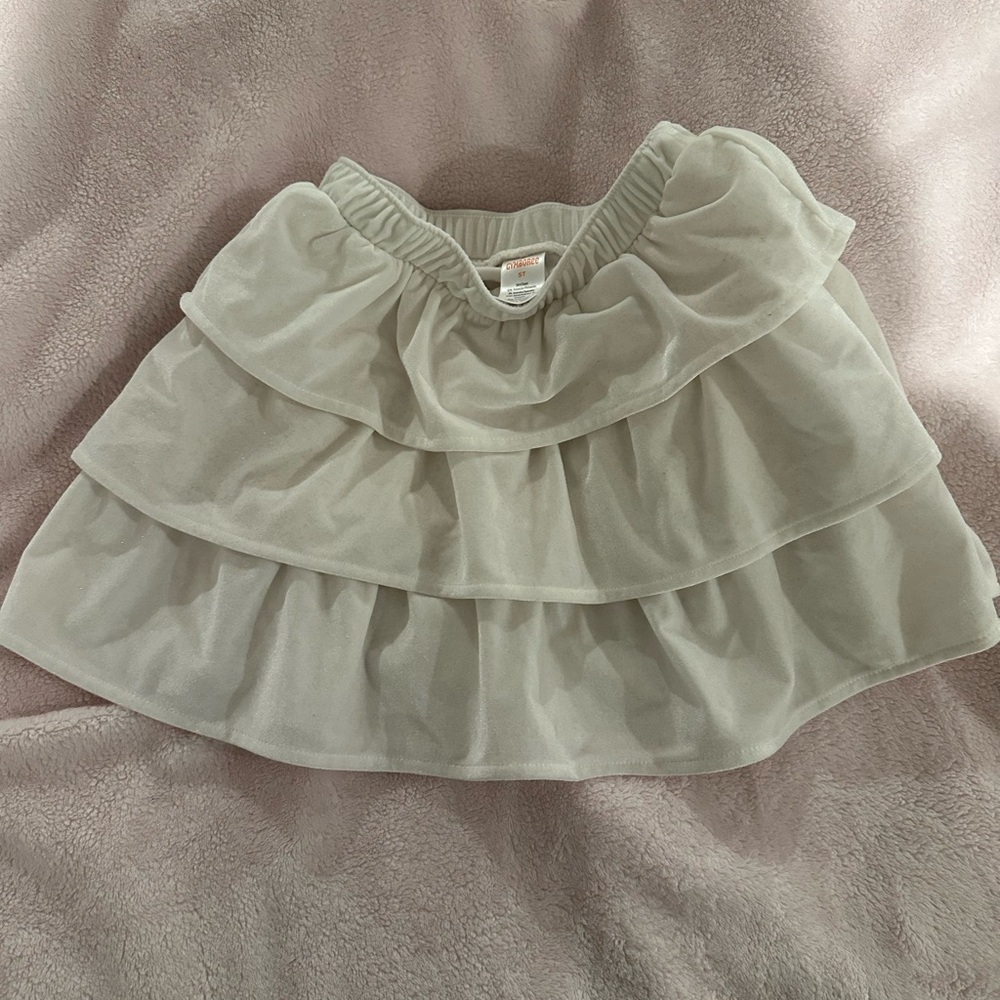 Ruffled skirt